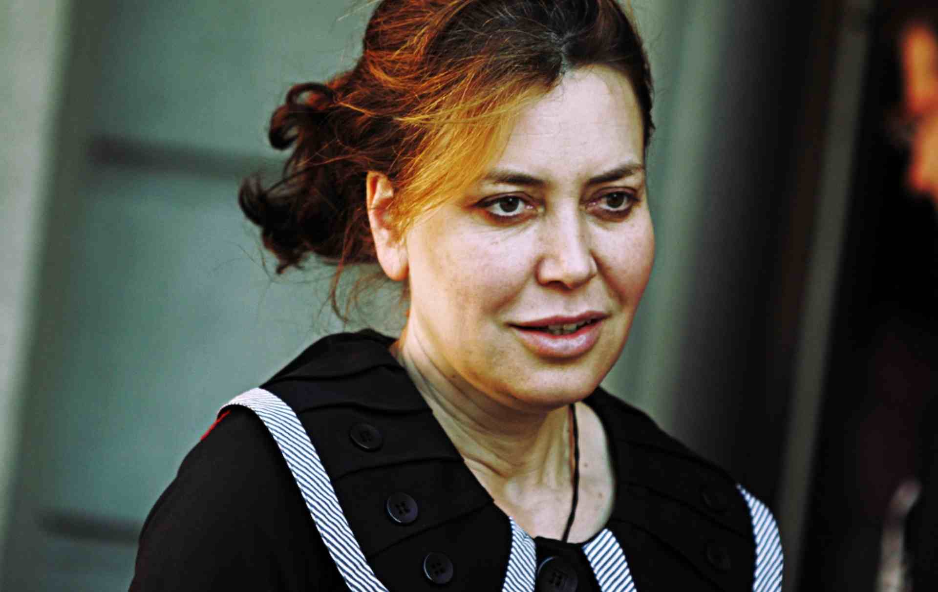La giornalista e attrice Sabina Guzzanti che sarà presente al festival Narni Città Teatro Volume III