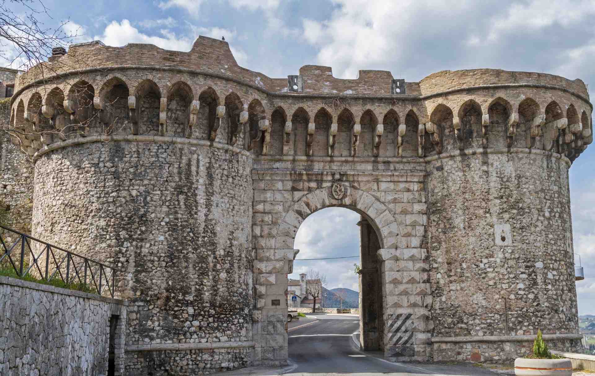 La Porta Ternana, uno degli accessi alla città di Narni, in provincia di Terni