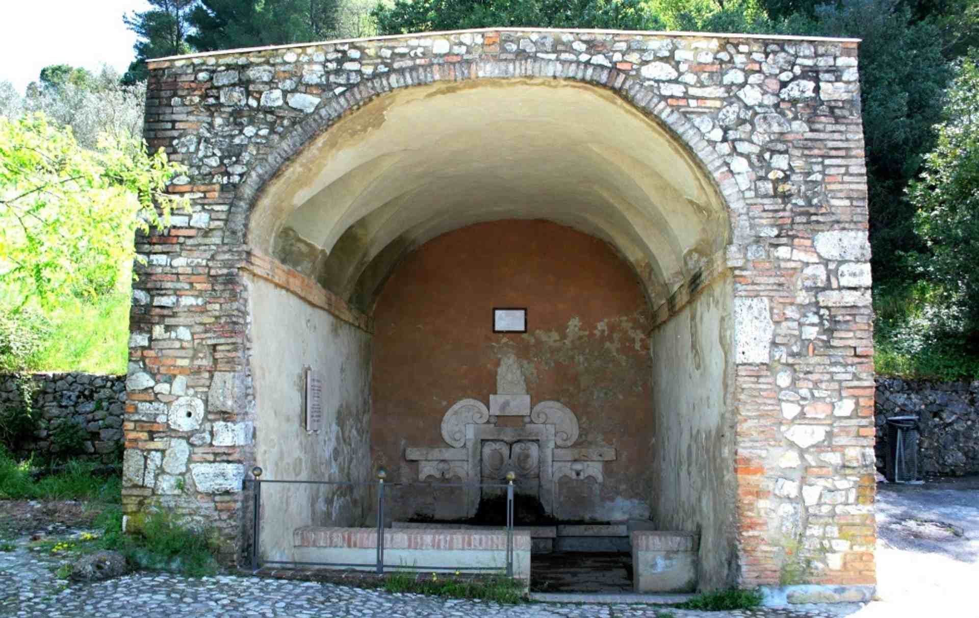 Esterno della Fonte Feronia a Narni