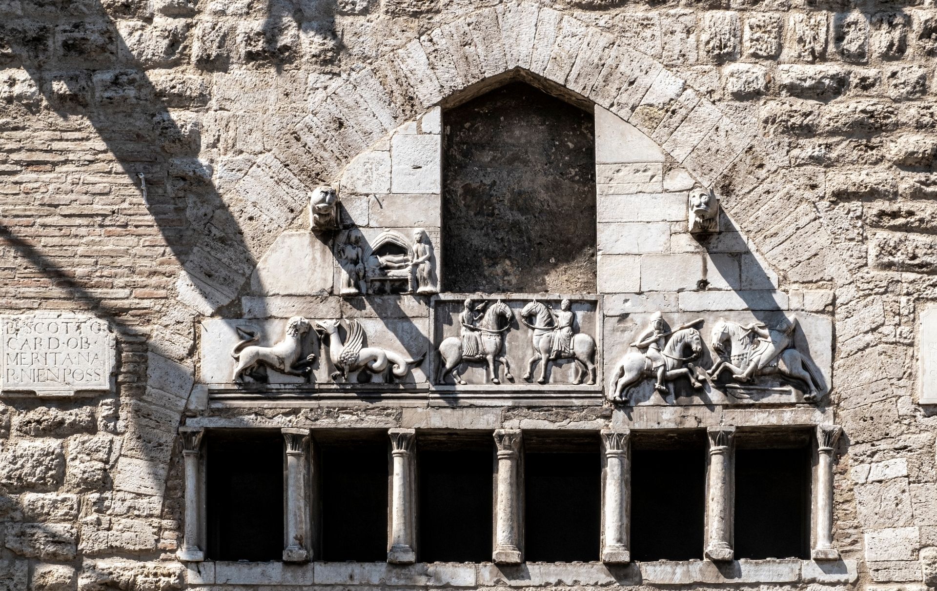 Particolare del Palazzo Comunale di Narni