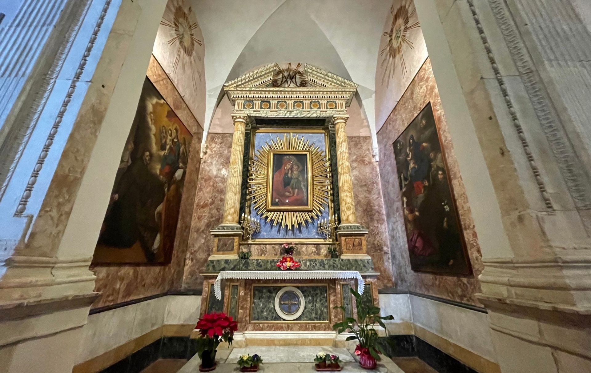 Altare della Madonna del Ponte nella Cattedrale di San Giovenale a Narni