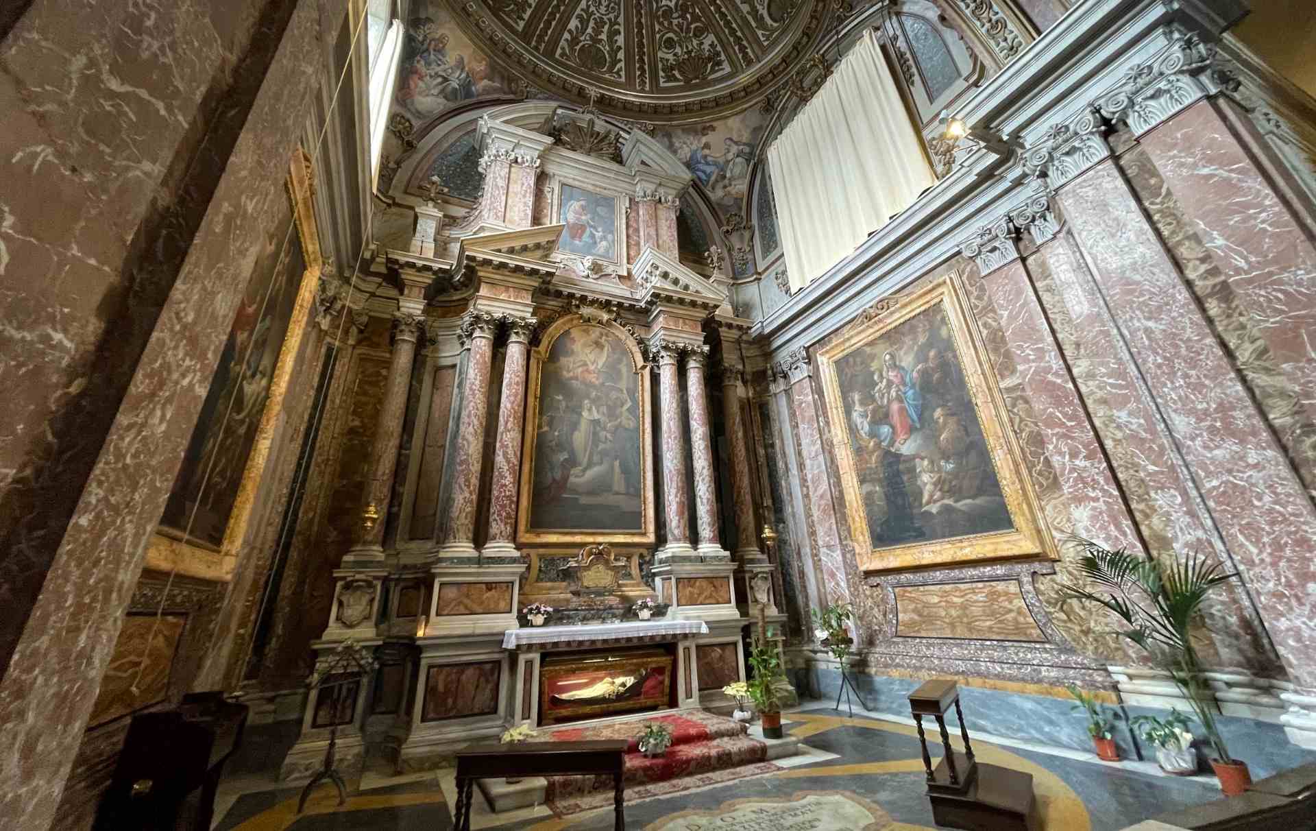 Cappella della Beata Lucia con le tele del Trevisani nella Cattedrale di San Giovenale a Narni