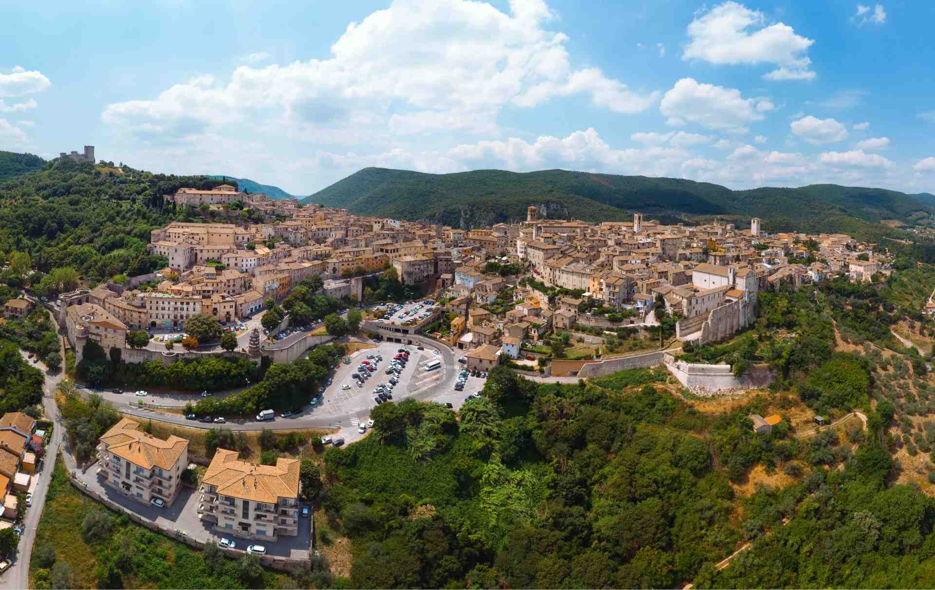 Panorama di Narni visto dal drone