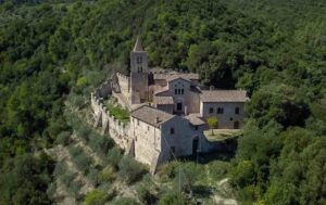 Vista aerea dell'Abbazia di San Cassiano a Narni