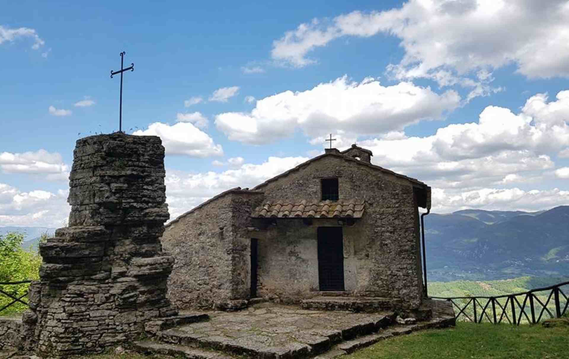 La chiesina oratorio di San Francesco presso il Santuario del Sacro Speco a Narni