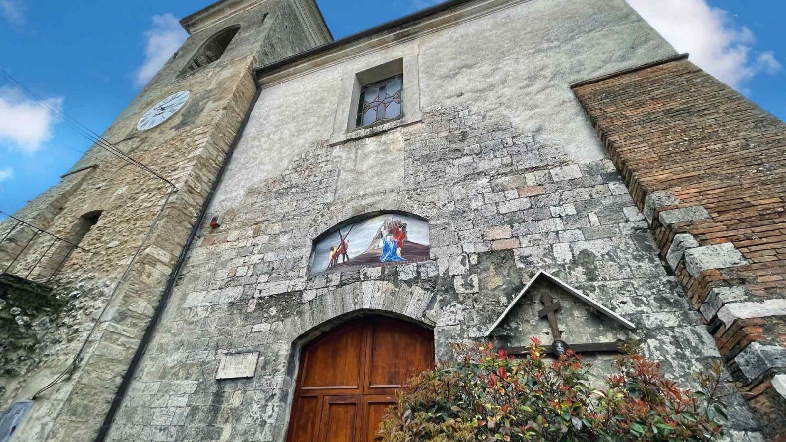 Facciata della Chiesa di Sant'Andrea Apostolo di Capitone