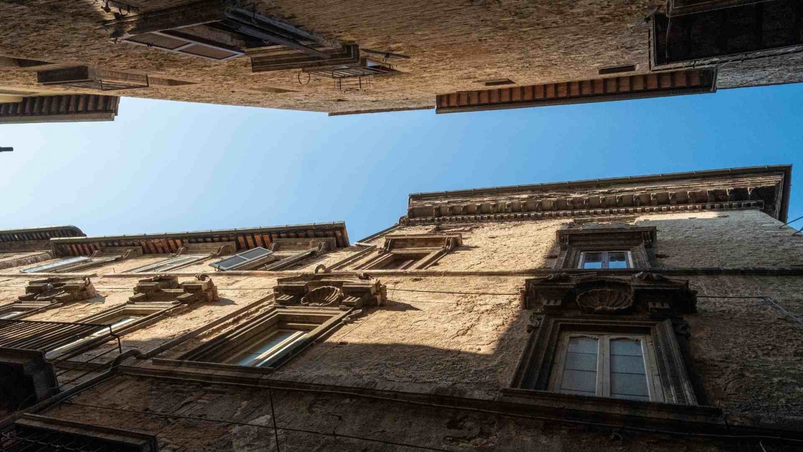 Esterno del Palazzo Scotti di Narni, visto da Via Mazzini